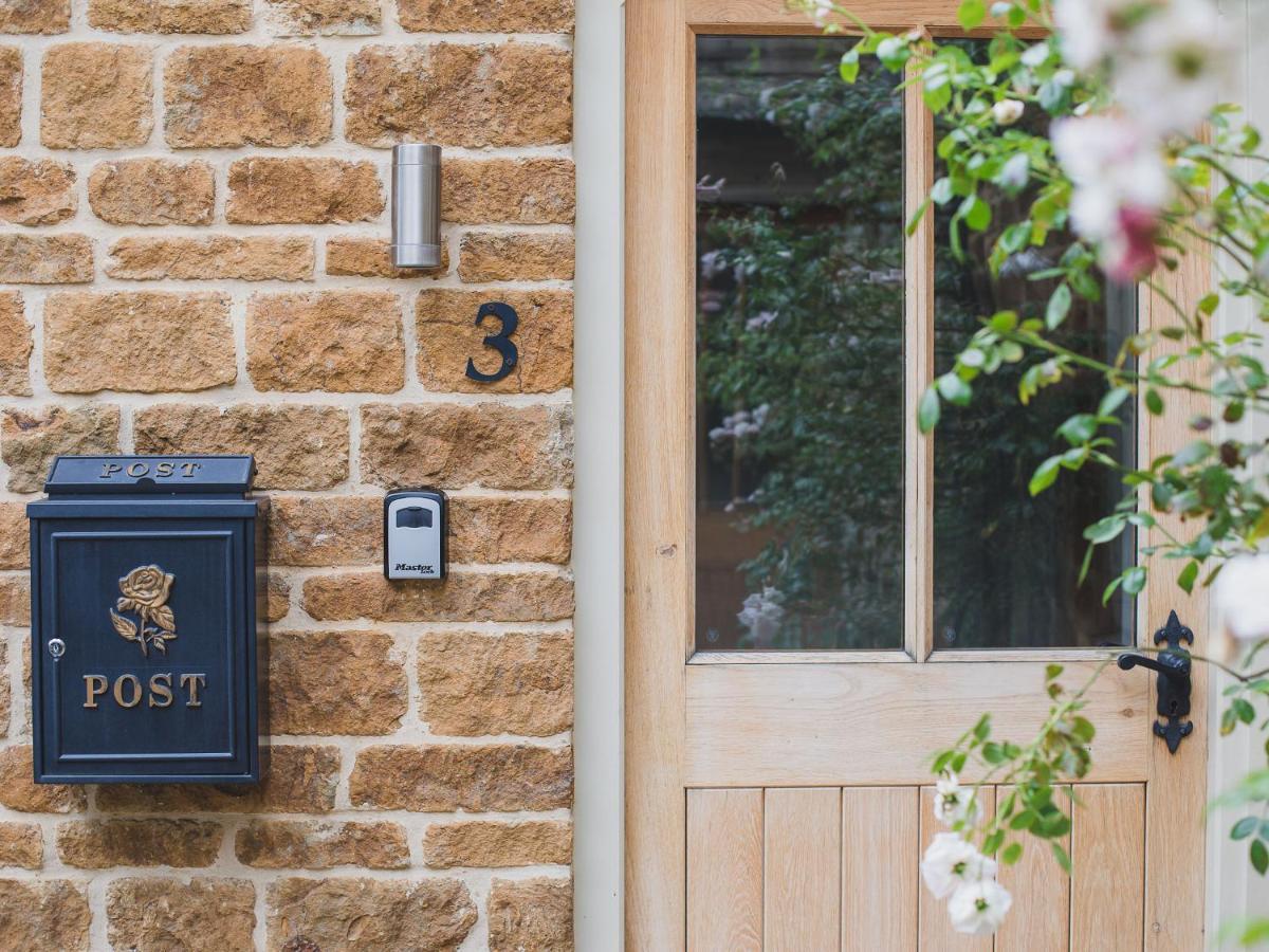 Climbing Rose Cottage - Dog Friendly - Peaceful Cotswold Cottage Adlestrop Exterior photo